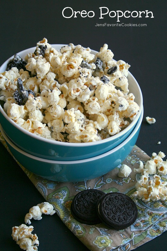 Oreo Popcorn from @JenSto2t Jen's Favorite Cookies