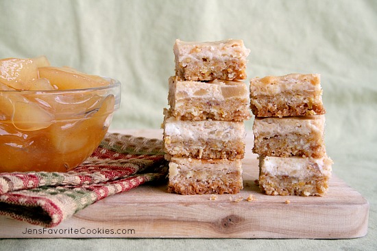 Apple Pie Cheesecake Bars