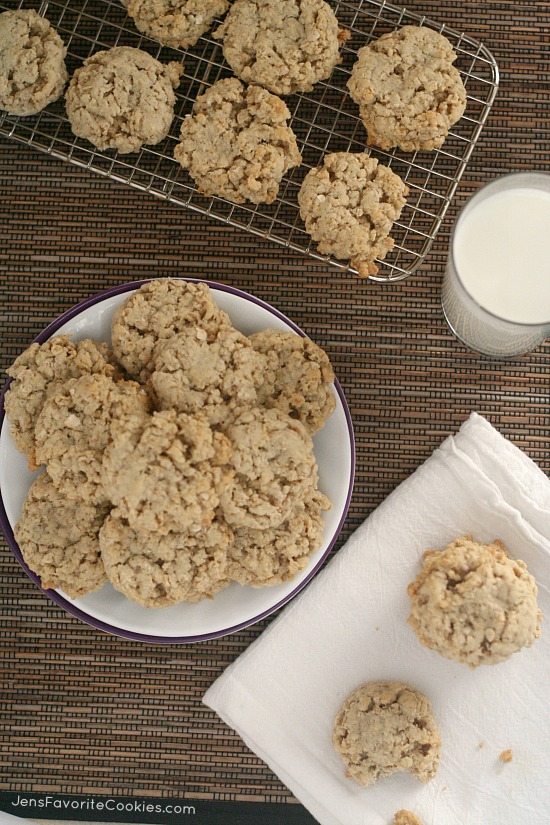 Plain Oatmeal Cookies from Jen's Favorite Cookies