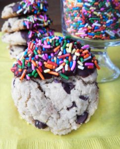 chocolate-chip-cookie-2-827x1024