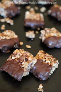 Easy-No-Bake-Granola-Bars-Recipe