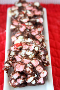 No-Bake-Fudgy-Peppermint-Cathedral-Cookies-1137