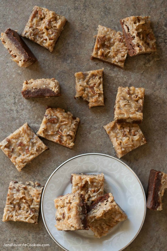 Samoas Brownies from JensFavoriteCookies.com - Fudgy brownies with a caramel coconut pecan toppping inspired by Samoas Cookies!