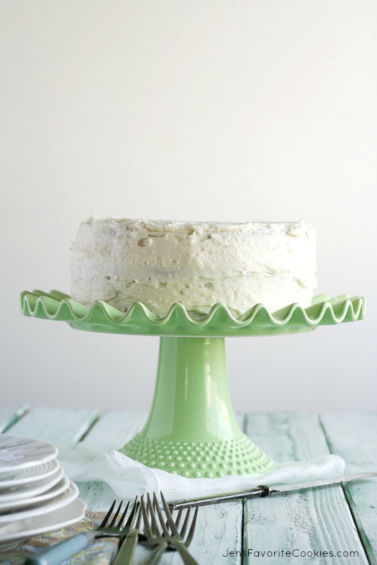 Hummingbird Cake from JensFavoriteCookies.com - a delicious layer cake with cream cheese frosting perfect for Easter or anytime!