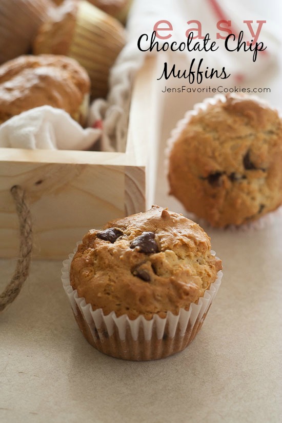 easy-chocolate-chip-muffins