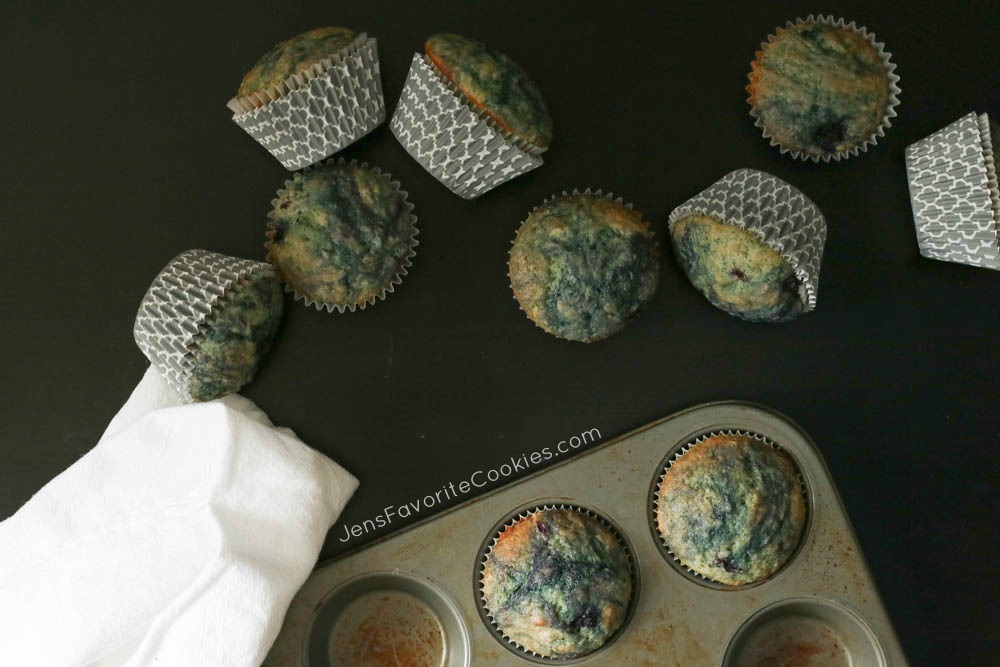 blueberry-yogurt-muffins-5b